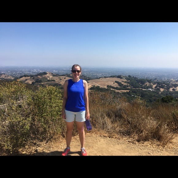 Meet your Posher, Emily - Picture 3 of 3